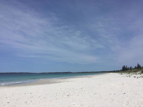 Hayes Beach House I Award Winner I 4 Mins To Beach - VIC Tourism 20