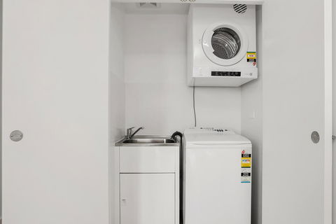 Wyndel Apartments St Leonards 6Atch - VIC Tourism 4