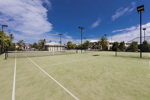 Oaks Port Stephens Pacific Blue Resort - VIC Tourism 4