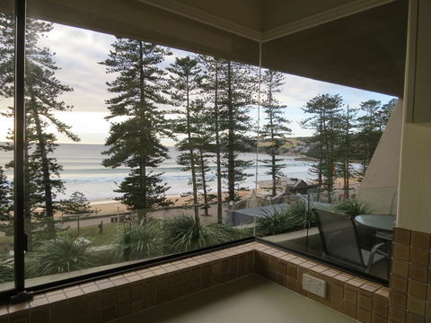 Manly Paradise Motel & Apartments - VIC Tourism 36