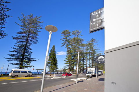 Manly Paradise Motel & Apartments - VIC Tourism 18