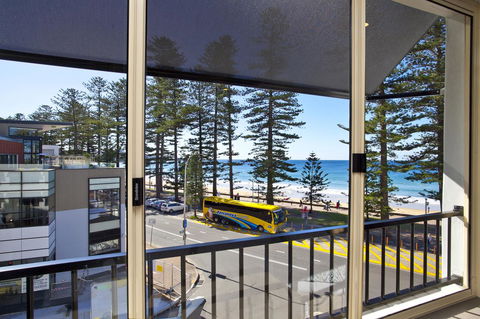 Manly Paradise Motel & Apartments - VIC Tourism 4