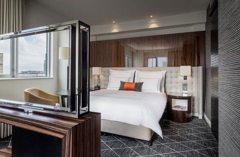Swissotel Sydney - VIC Tourism 1