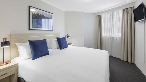 Oaks Sydney Castlereagh Suites - VIC Tourism 2
