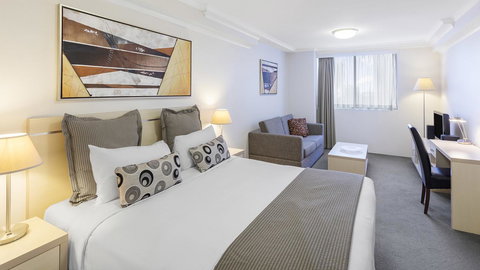 Oaks Sydney Castlereagh Suites - VIC Tourism 6