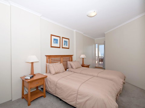 Messines Street, Breakwater Apartment, 104 - VIC Tourism 7