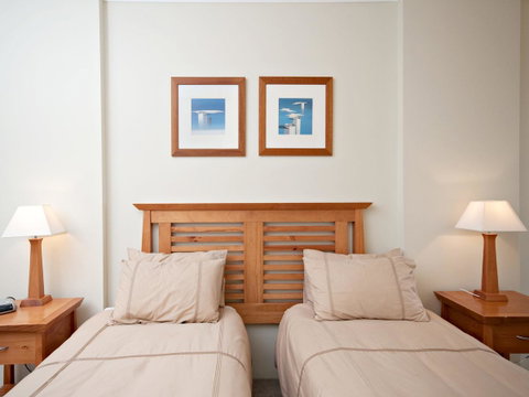 Messines Street, Breakwater Apartment, 104 - VIC Tourism 8