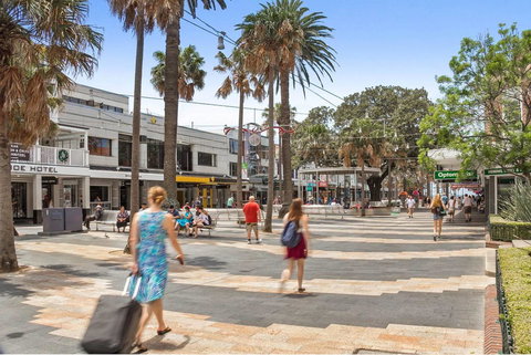 Oversized 2 Bedroom Manly Beach House - VIC Tourism 20