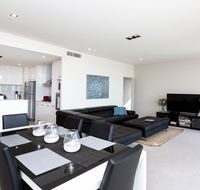 Brand New Executive Apartment - VIC Tourism