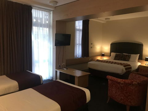 Mariners Court Hotel Sydney - VIC Tourism 42