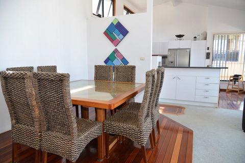 The Boat House - VIC Tourism 4