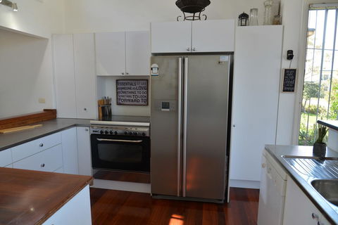 The Boat House - VIC Tourism 13