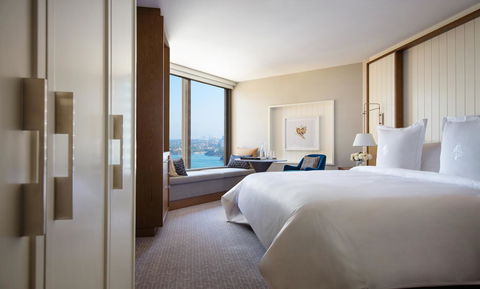 Four Seasons Hotel Sydney - VIC Tourism 4