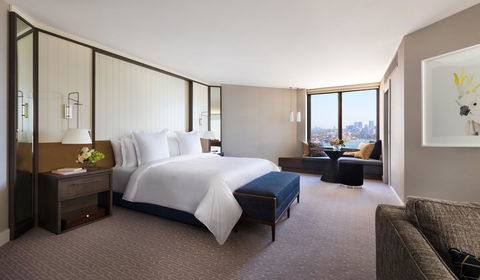 Four Seasons Hotel Sydney - VIC Tourism 7