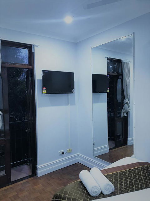 Newtown Cozy Stays - VIC Tourism 40