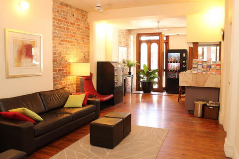 Newtown Cozy Stays - VIC Tourism 9