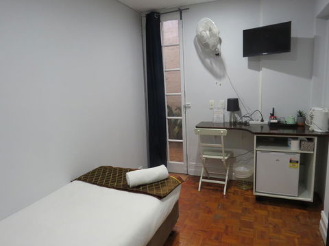 Newtown Cozy Stays - VIC Tourism 43