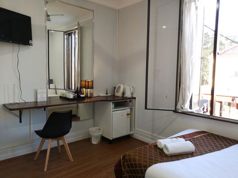 Newtown Cozy Stays - VIC Tourism 1