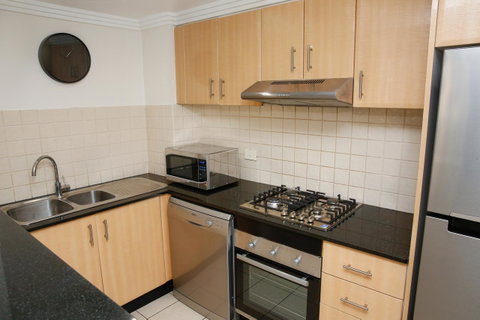 Liv Apartments Haymarket - VIC Tourism 24