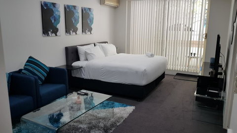 Liv Apartments Haymarket - VIC Tourism 30