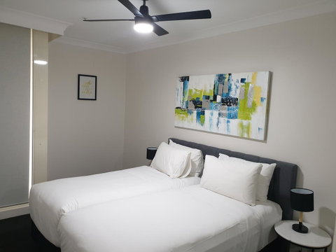 Liv Apartments Haymarket - VIC Tourism 3