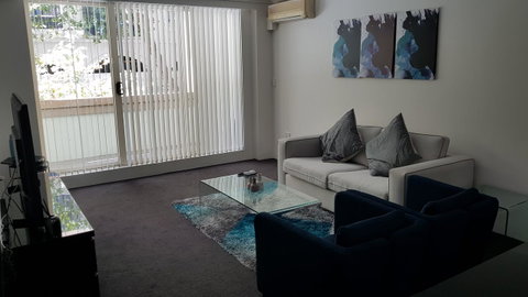 Liv Apartments Haymarket - VIC Tourism 17