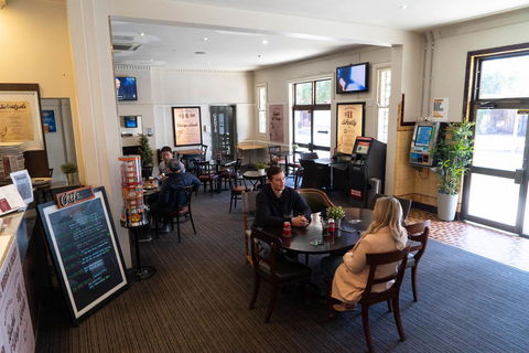 Horse And Jockey Hotel Homebush - VIC Tourism 27