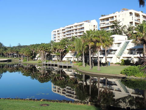 Charlesworth Bay Beach Resort - VIC Tourism 0