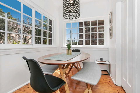 Seaspray - Manly Beach Apartment Close To The Sand - VIC Tourism 2