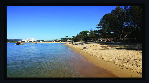 BASE Holidays - Ettalong Beach Premium Apartments - VIC Tourism 1