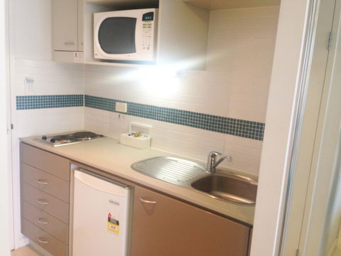BASE Holidays - Ettalong Beach Premium Apartments - VIC Tourism 23