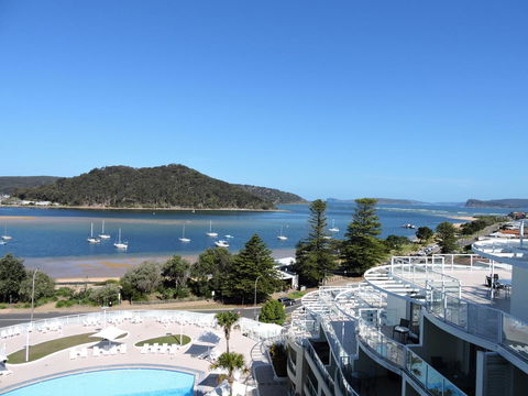 BASE Holidays - Ettalong Beach Premium Apartments - VIC Tourism 19
