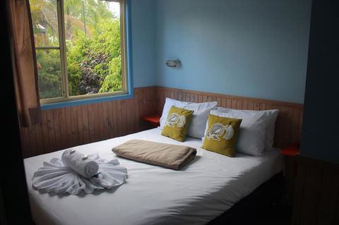 Lani\'s Holiday Island - VIC Tourism 2