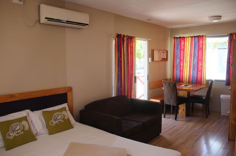 Lani\'s Holiday Island - VIC Tourism 15