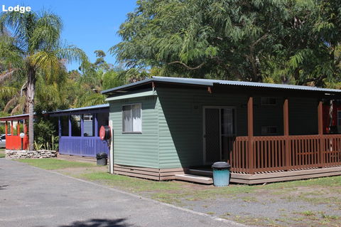 Lani\'s Holiday Island - VIC Tourism 23