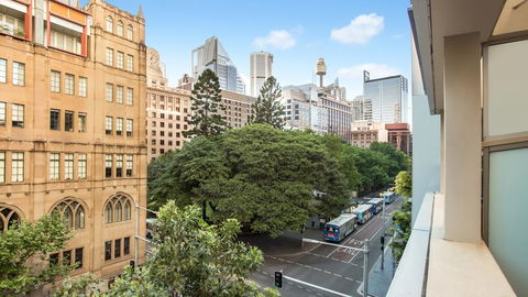 Novotel Sydney City Centre - VIC Tourism 0