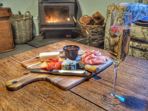 Lark Cottage - VIC Tourism 14