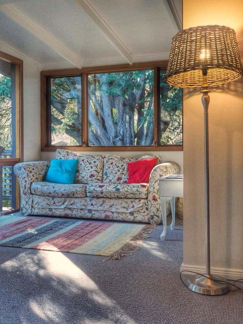 Lark Cottage - VIC Tourism 7