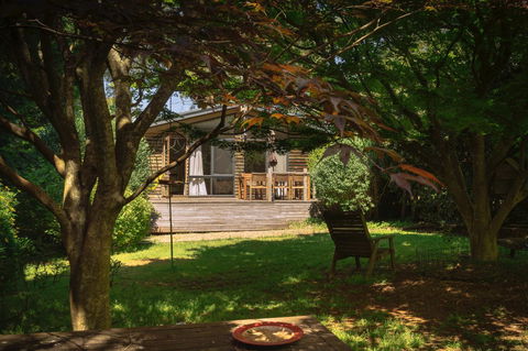 Lark Cottage - VIC Tourism 24