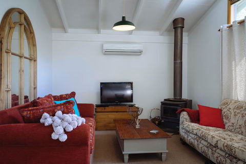 Lark Cottage - VIC Tourism 26