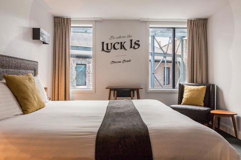 The Lucky Hotel - VIC Tourism 20