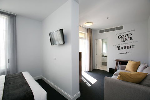 The Lucky Hotel - VIC Tourism 29