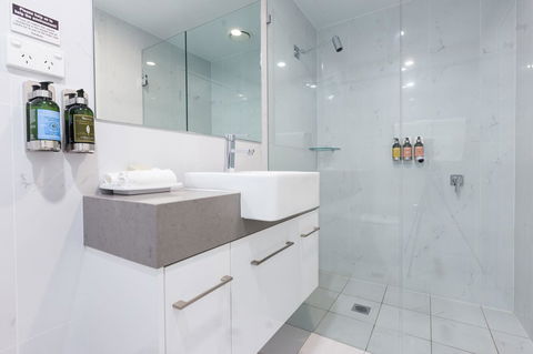 The Lucky Hotel - VIC Tourism 21