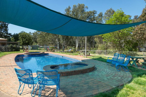 Corowa Bindaree Holiday Park - VIC Tourism 6