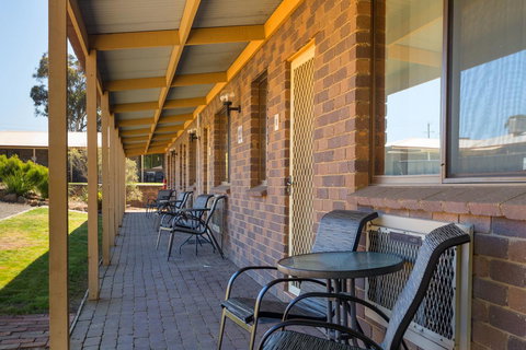 Corowa Bindaree Holiday Park - VIC Tourism 12