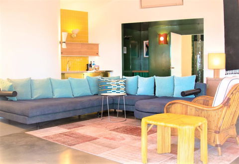 Beach Hotel Resort - VIC Tourism 15