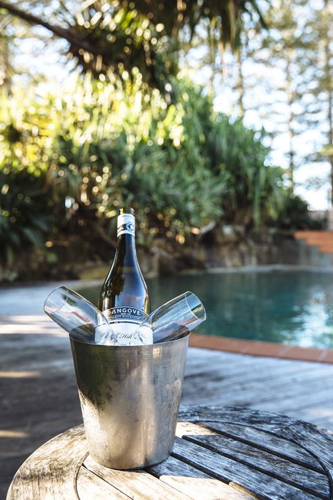 Beach Hotel Resort - VIC Tourism 41