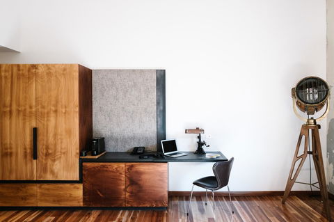 The Old Clare Hotel, Independent Collection By EVT - VIC Tourism 17