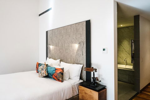 The Old Clare Hotel, Independent Collection By EVT - VIC Tourism 18