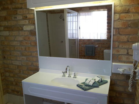 Mollymook Surfbeach Motel & Apartments - VIC Tourism 20